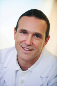 Borut Žgavec, dr. med., specialist dermatovenerolog in dermatohistopatolog