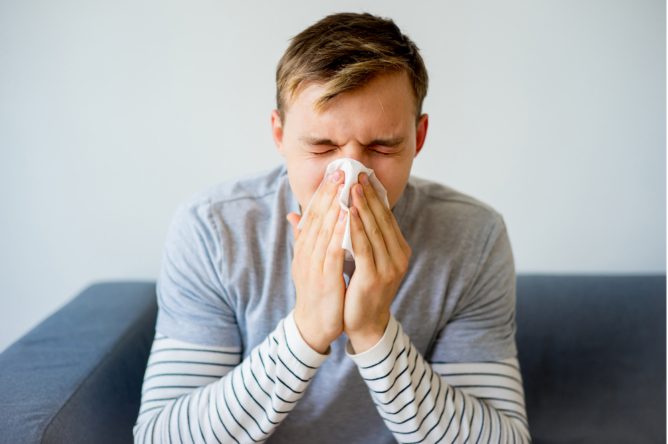 Virus ali bakterija? Kako prepoznati okužbo dihal
