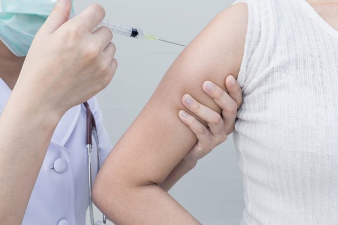 Cepljenje proti covidu-19: Največji izziv našega časa