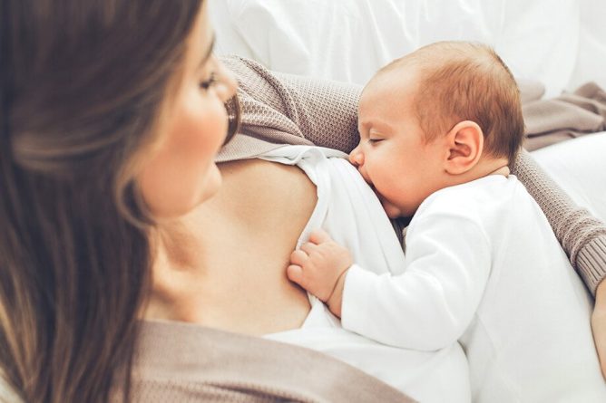 Kakšna naj bo prehrana doječe mamice?
