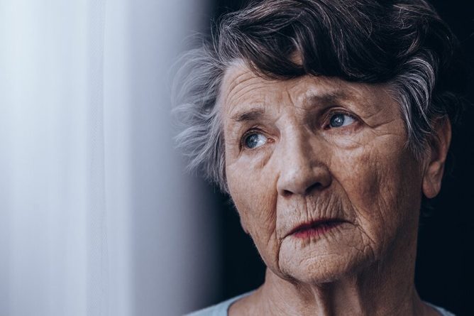 Svet skozi meglo alzheimerjeve bolezni