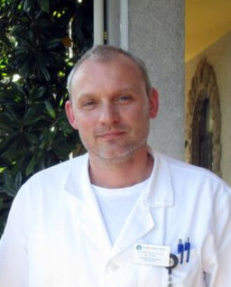 doc. dr. Simon Kovač, dr. med.