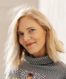 dr. Tadeja Jakus
